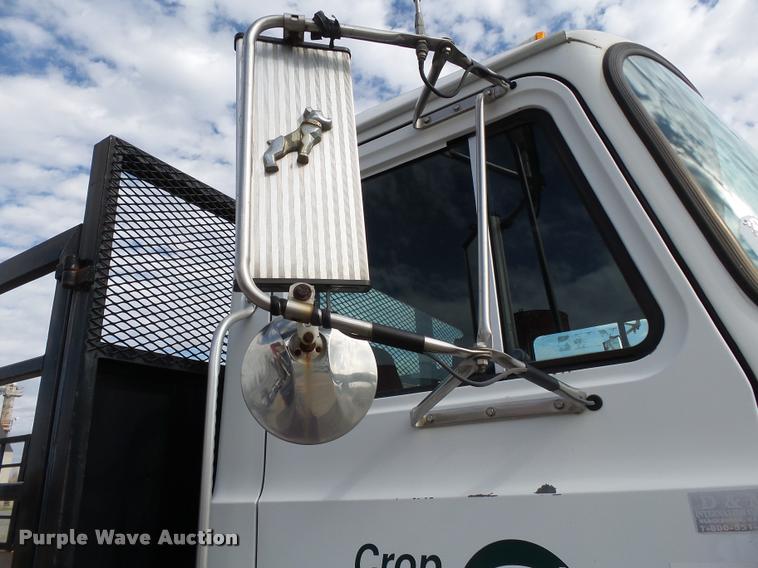 image for item K3402 1998 Mack CH613 flatbed truck