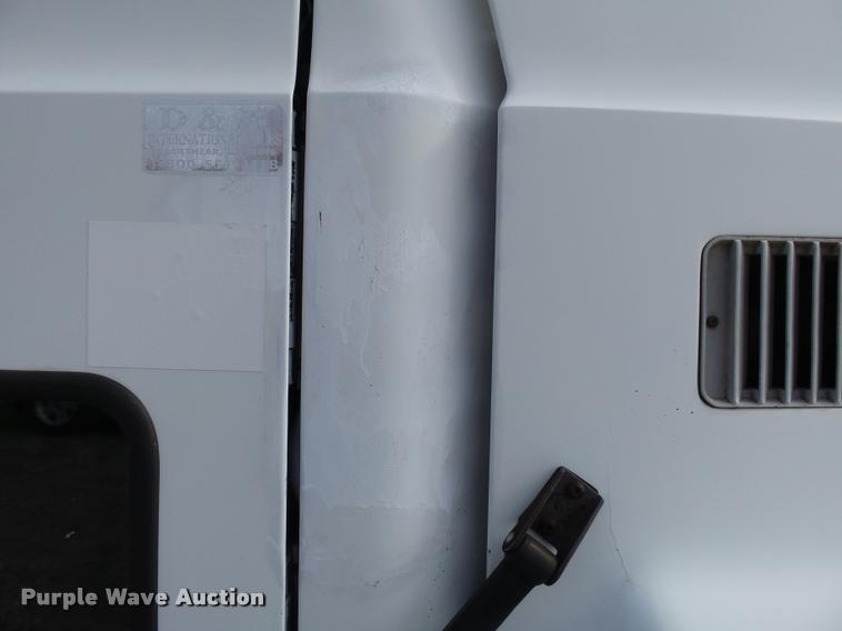 image for item K3402 1998 Mack CH613 flatbed truck