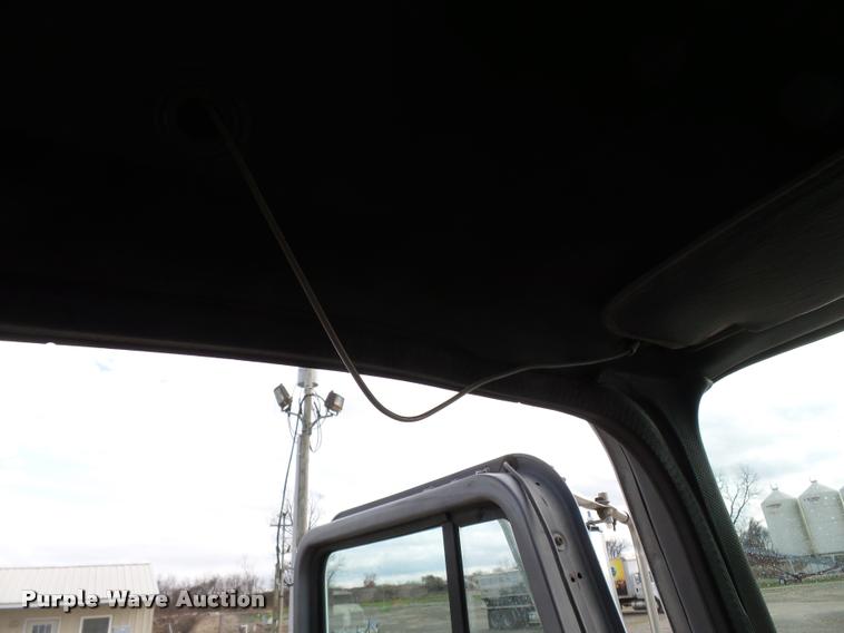 image for item K3402 1998 Mack CH613 flatbed truck