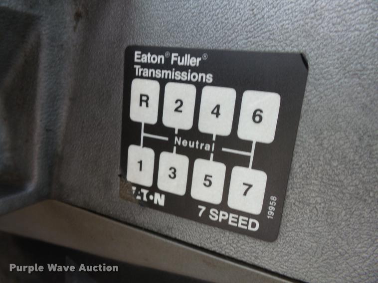 image for item K3402 1998 Mack CH613 flatbed truck