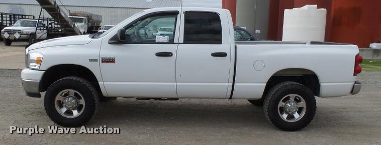 image for item K3403 2008 Dodge Ram 2500 Quad Cab pickup truck
