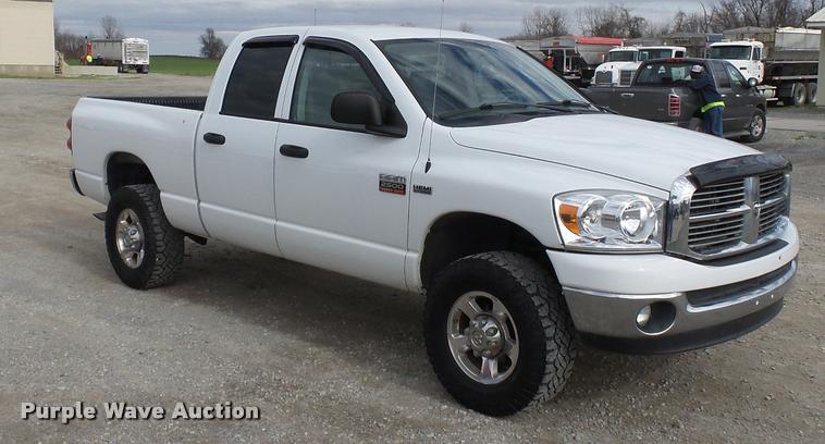 image for item K3403 2008 Dodge Ram 2500 Quad Cab pickup truck