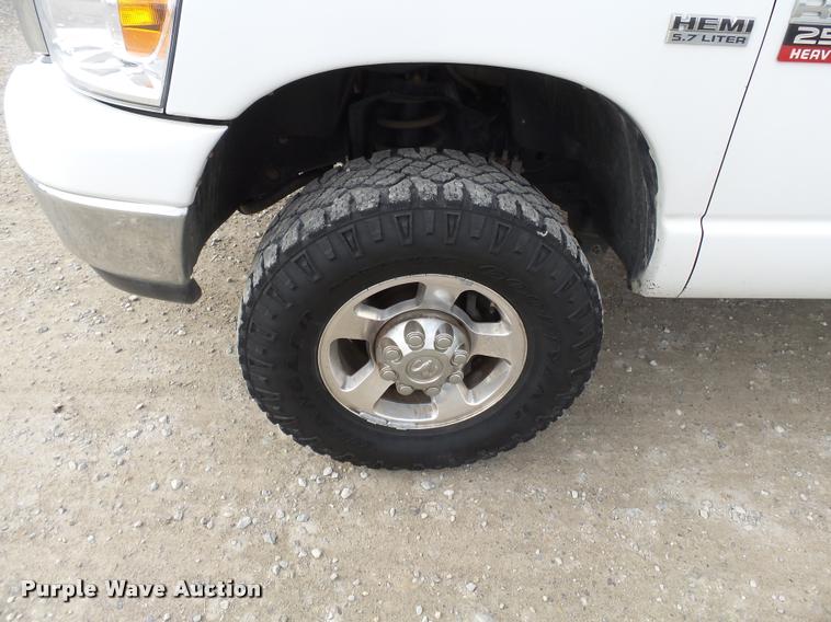image for item K3403 2008 Dodge Ram 2500 Quad Cab pickup truck