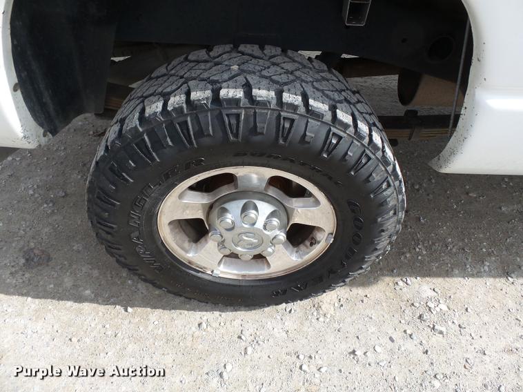 image for item K3403 2008 Dodge Ram 2500 Quad Cab pickup truck