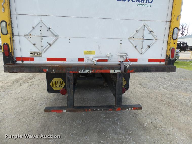 image for item K3404 2005 Mack CXN613 box truck