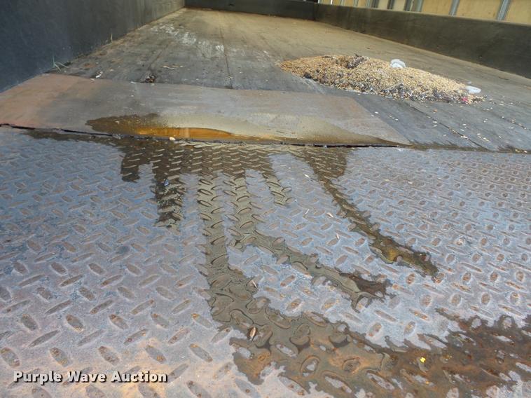 image for item K3404 2005 Mack CXN613 box truck