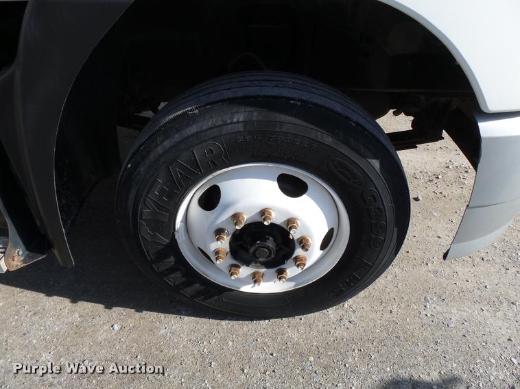 image for item K3404 2005 Mack CXN613 box truck