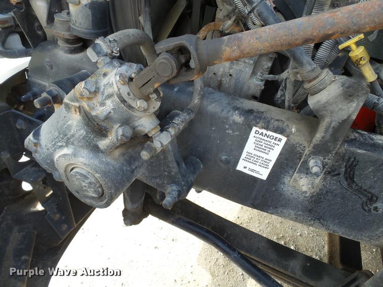 image for item K3404 2005 Mack CXN613 box truck