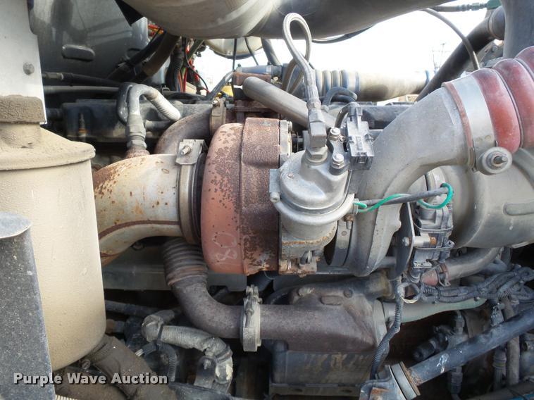 image for item K3404 2005 Mack CXN613 box truck