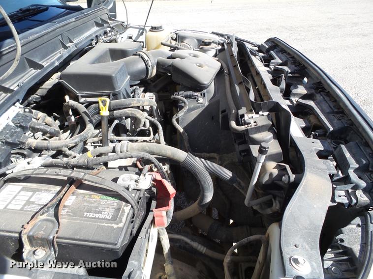 image for item L1631 2011 Ford F250 Super Duty Crew Cab pickup truck