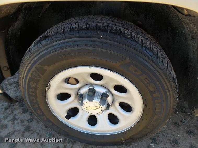 image for item L1657 2006 Chevrolet Silverado 1500 Ext. Cab pickup truck