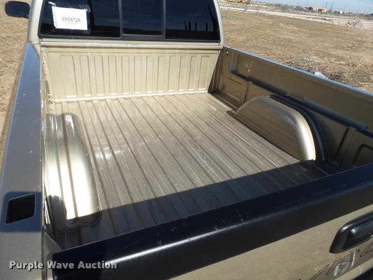 image for item L1657 2006 Chevrolet Silverado 1500 Ext. Cab pickup truck