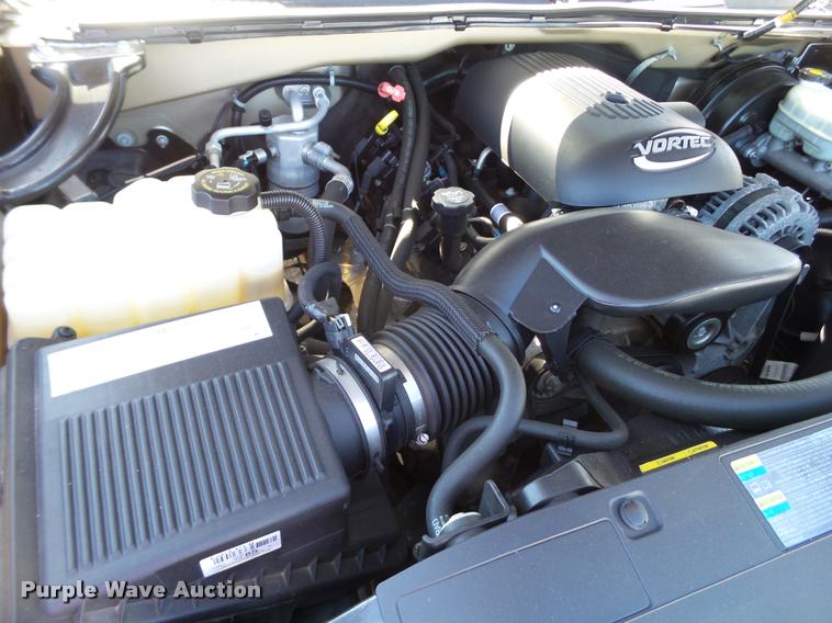 image for item L1657 2006 Chevrolet Silverado 1500 Ext. Cab pickup truck