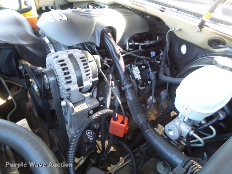 image for item L1657 2006 Chevrolet Silverado 1500 Ext. Cab pickup truck