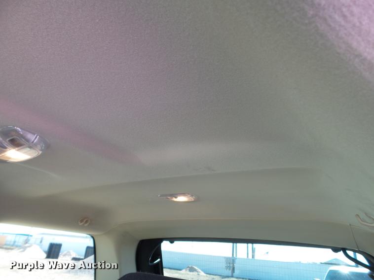 image for item L1658 2010 Ford Explorer SUV