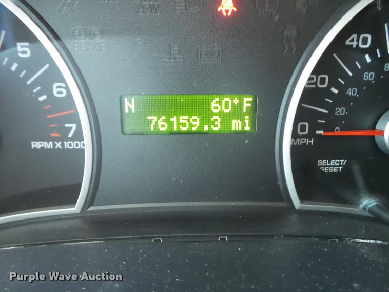 image for item L1658 2010 Ford Explorer SUV