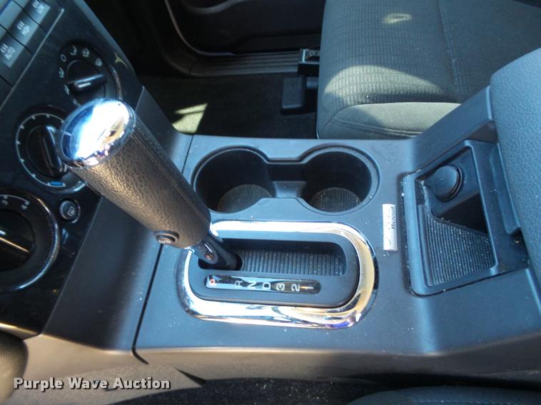 image for item L1658 2010 Ford Explorer SUV