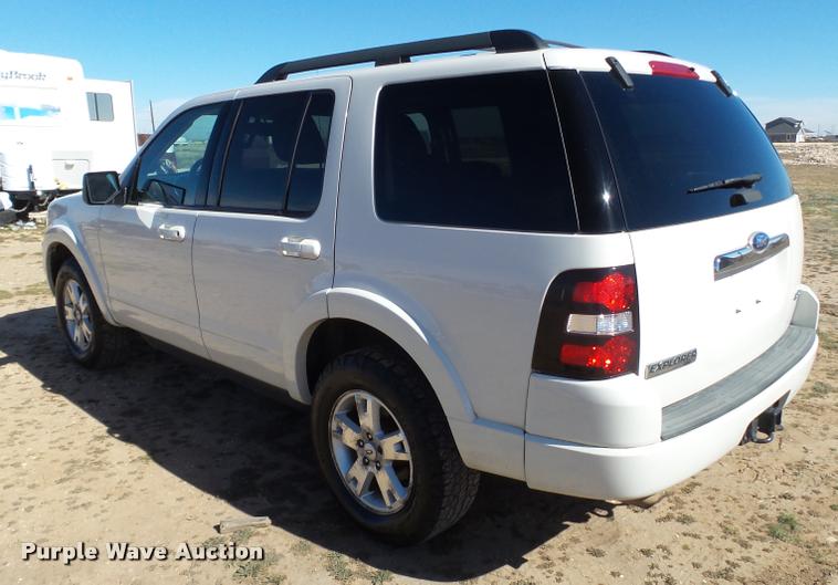 image for item L1659 2010 Ford Explorer SUV