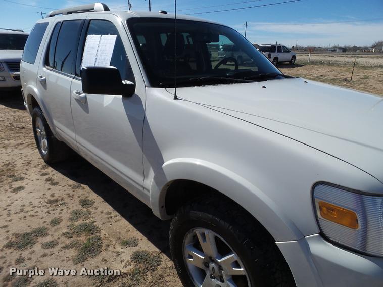 image for item L1659 2010 Ford Explorer SUV
