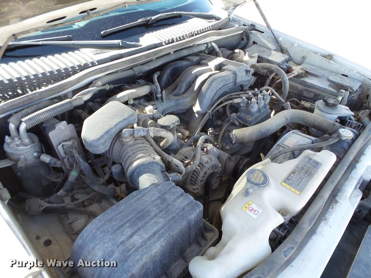 image for item L1659 2010 Ford Explorer SUV