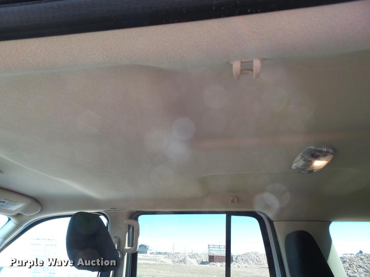 image for item L1659 2010 Ford Explorer SUV