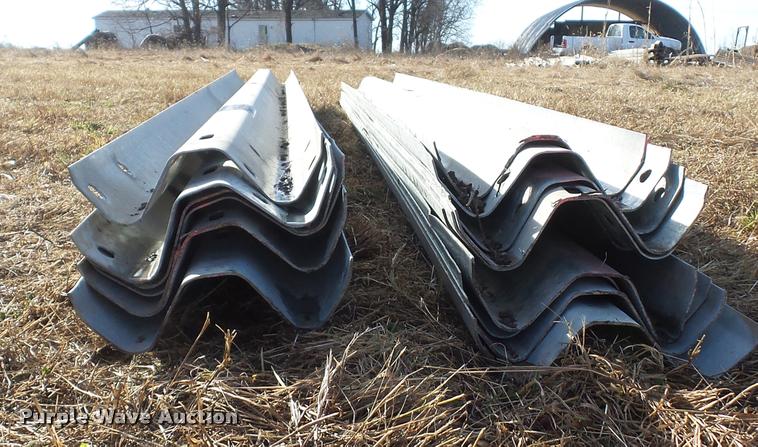 image for item L4527 Approximately 20 guard rails