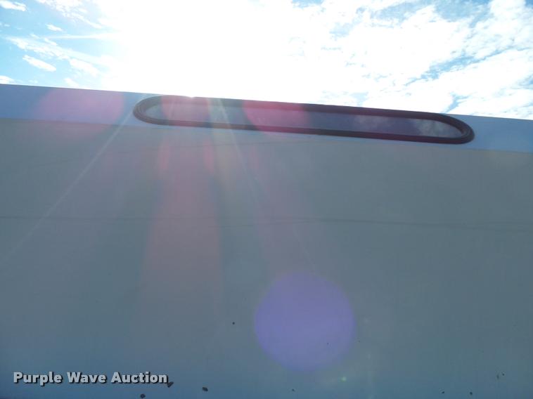 image for item L7211 2004 Ford F350 Super Duty XL utility truck