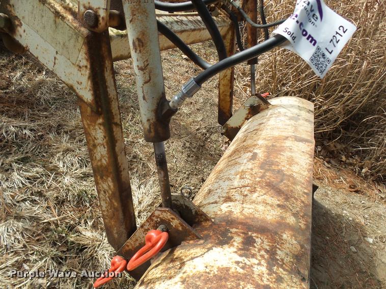 image for item L7212 Kwik-way LGF480-74 loader