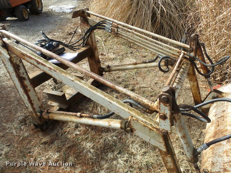 image for item L7212 Kwik-way LGF480-74 loader