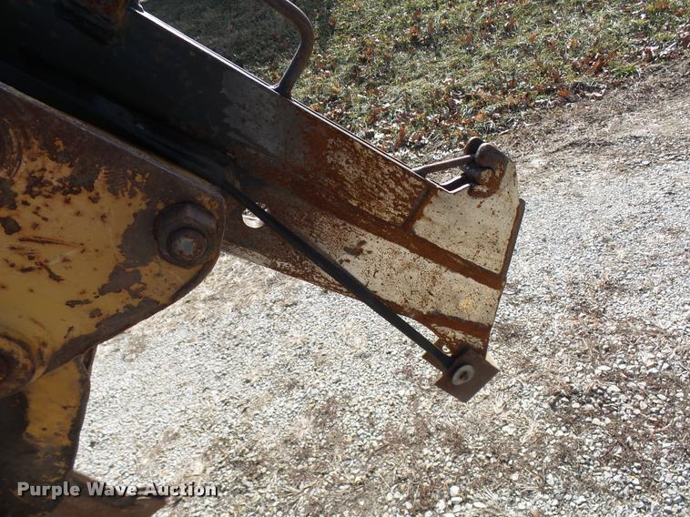 image for item L7214 1999 Vermeer LM42 vibratory plow