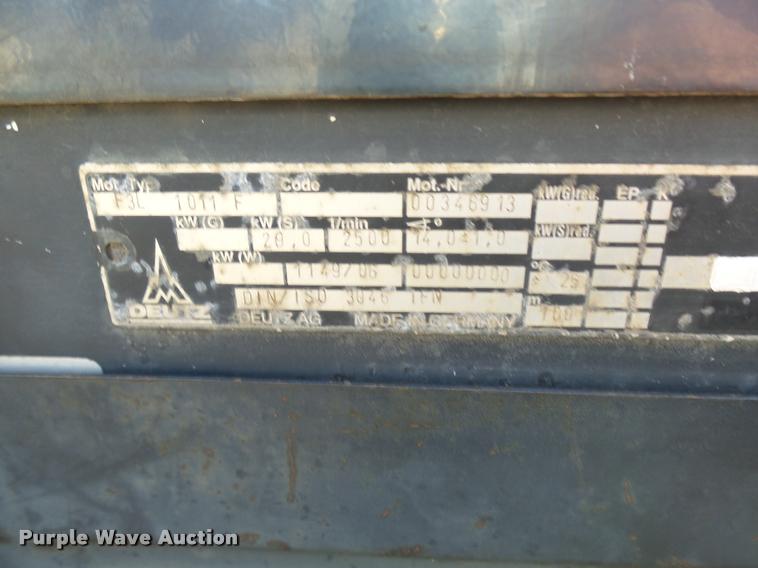 image for item L7214 1999 Vermeer LM42 vibratory plow