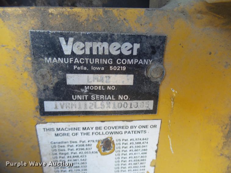 image for item L7214 1999 Vermeer LM42 vibratory plow