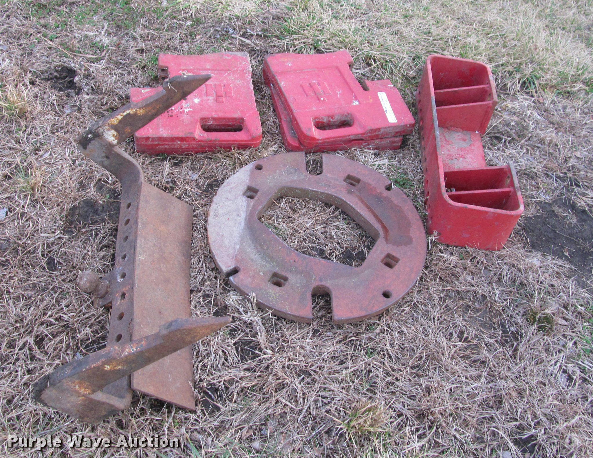 Tractor parts in Mayetta, KS Item DT9694 sold Purple Wave
