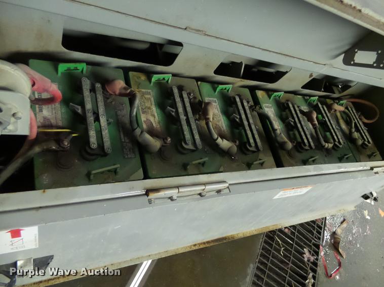 image for item AL9012 2000 Mec 2647ES scissor lift