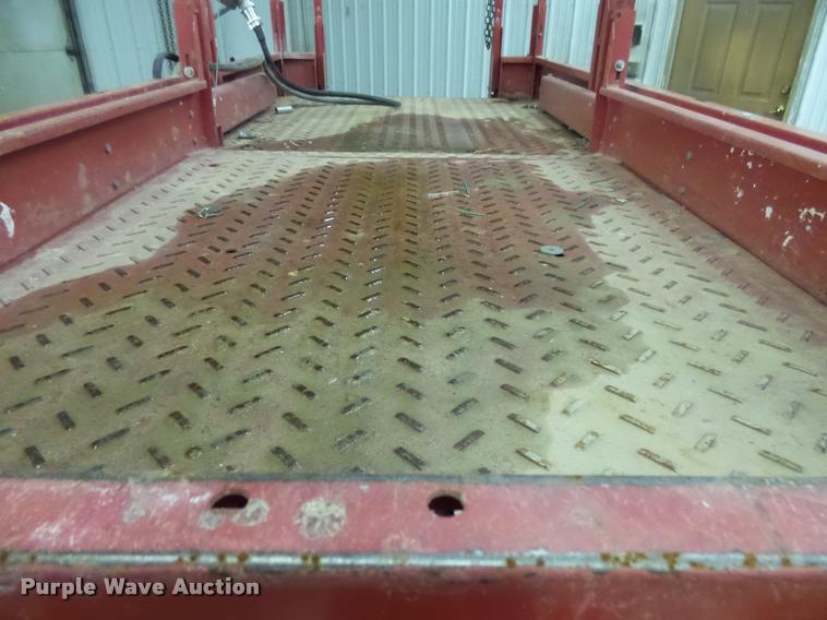 image for item AL9012 2000 Mec 2647ES scissor lift