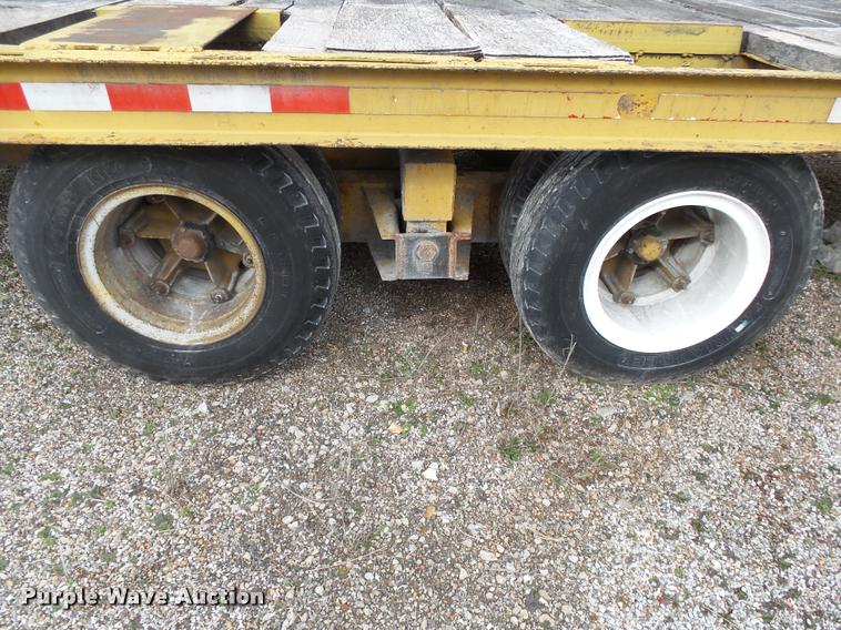 image for item BM9521 1969 Miller tilt deck equipment trailer