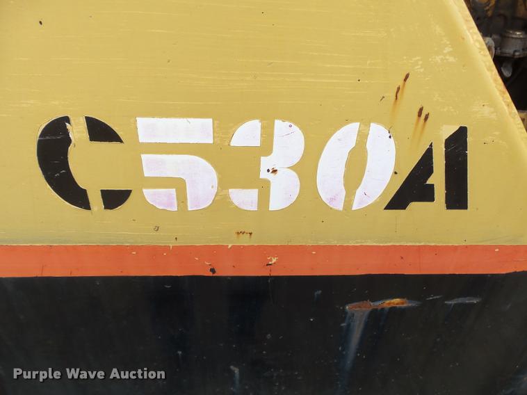 image for item BM9522 Hyster C530A pneumatic roller