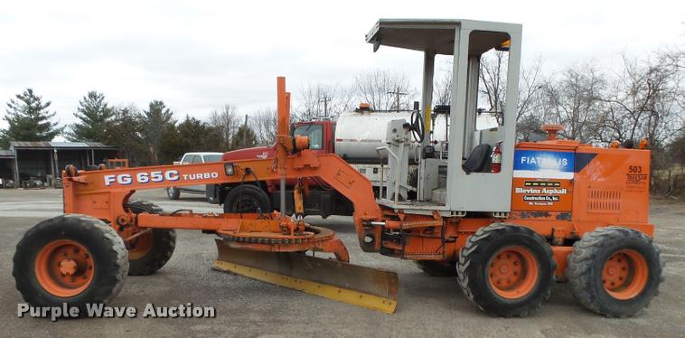 image for item BM9523 Fiat-Allis FG65C motor grader