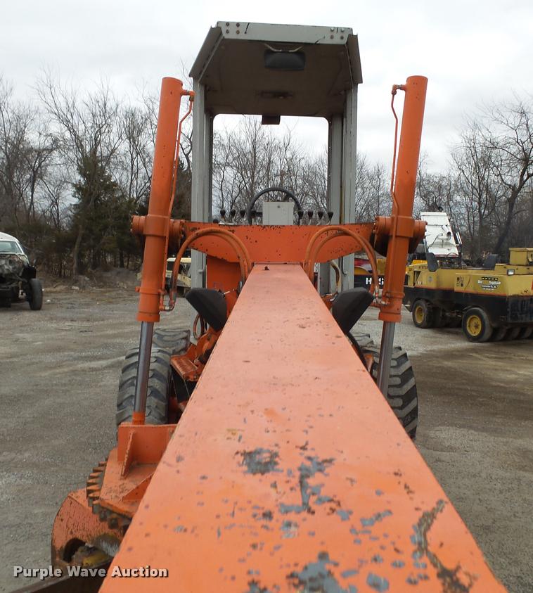 image for item BM9523 Fiat-Allis FG65C motor grader