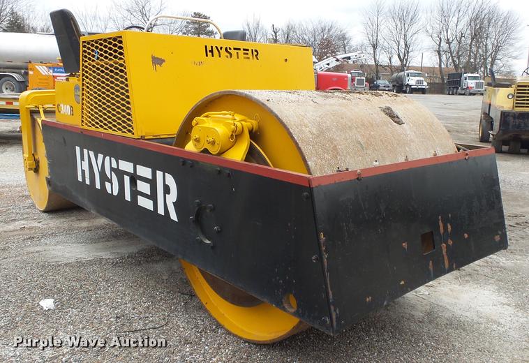 image for item BM9524 Hyster C340B double drum roller