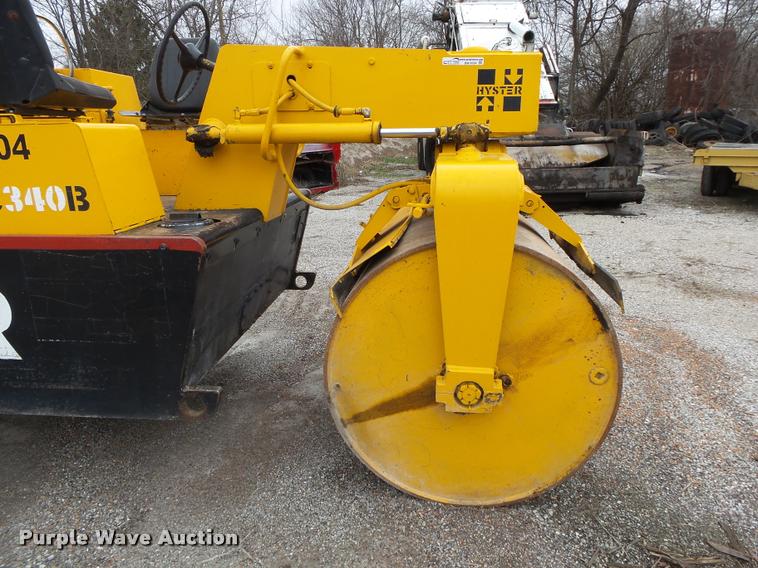 image for item BM9524 Hyster C340B double drum roller