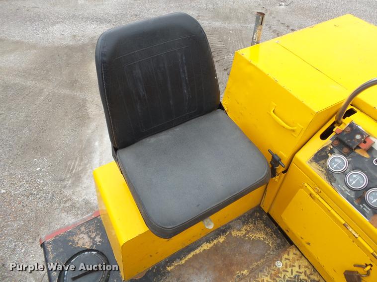 image for item BM9524 Hyster C340B double drum roller