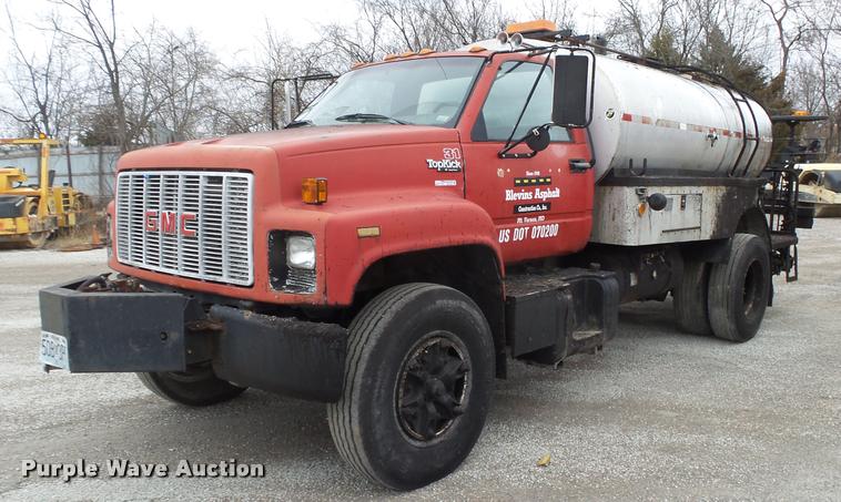 image for item BM9525 1991 GMC TopKick oil distributor truck