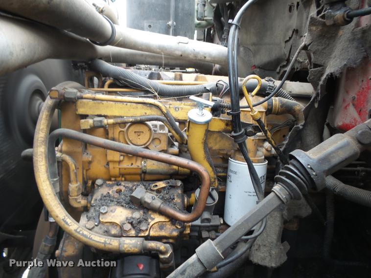 image for item BM9525 1991 GMC TopKick oil distributor truck