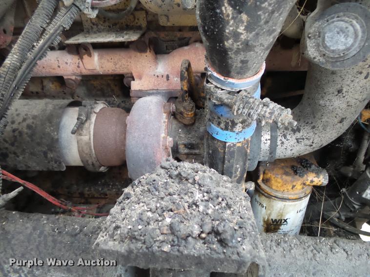 image for item BM9525 1991 GMC TopKick oil distributor truck