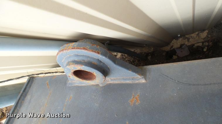 image for item BU9433 CP bucket