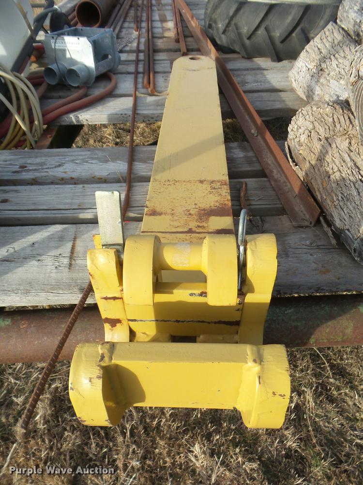 Icon scraper hitch in Sterling, KS Item BW9140 sold Purple Wave