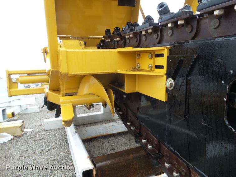 image for item CB9767 2014 Vermeer TR1250 trencher