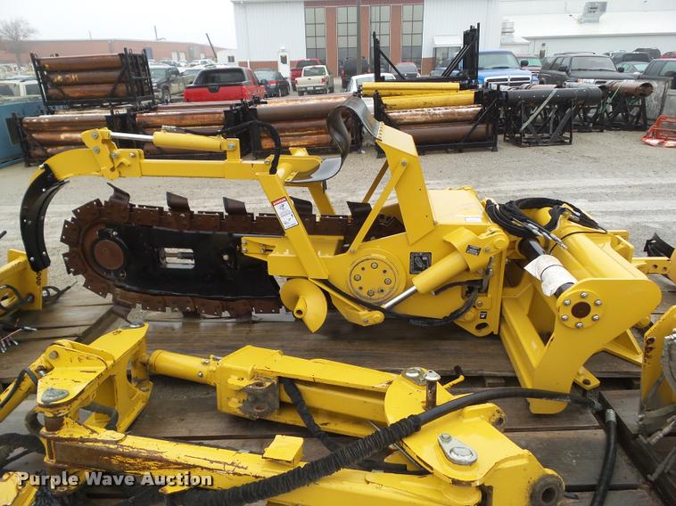 image for item CB9770 2013 Vermeer TR1250 trencher