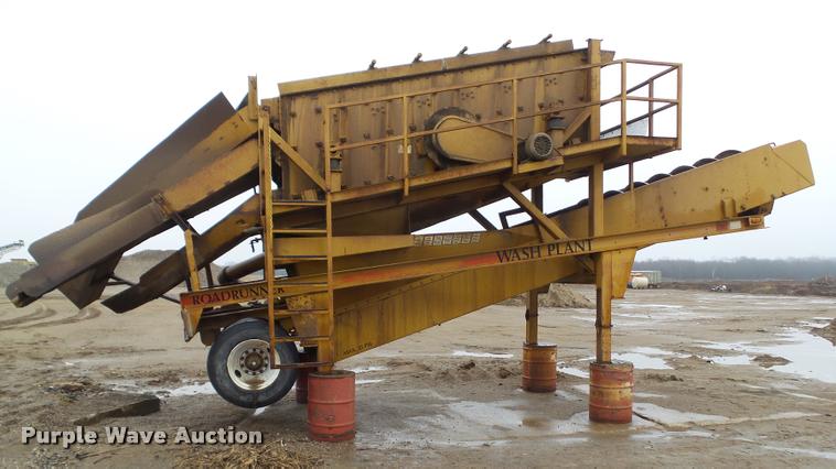 image for item CB9771 2002 CEC Roadrunner wash plant